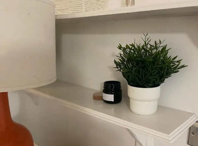 Discreet Apartment in Kensington